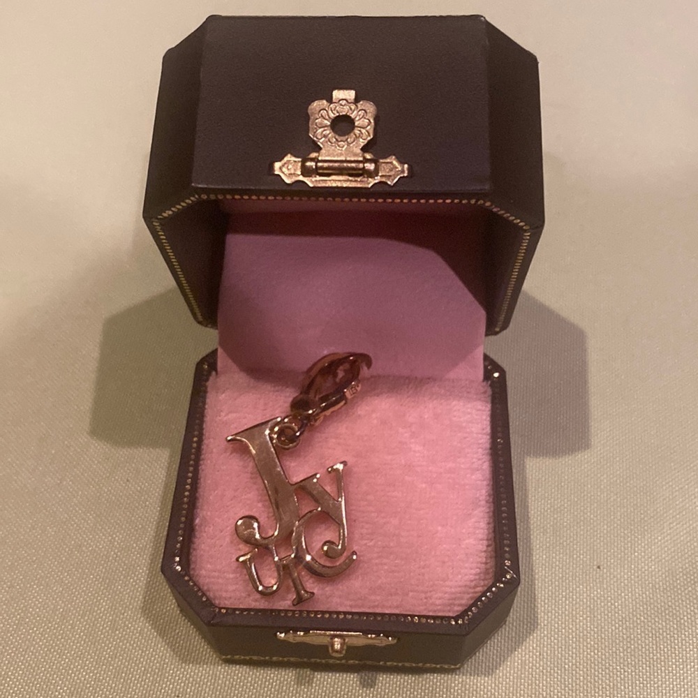 New juicy couture logo charm!